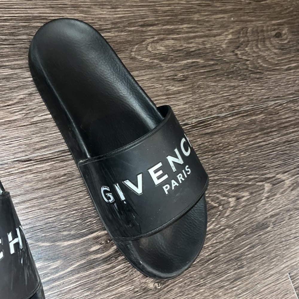 givenchy slides - Picture 2 of 5